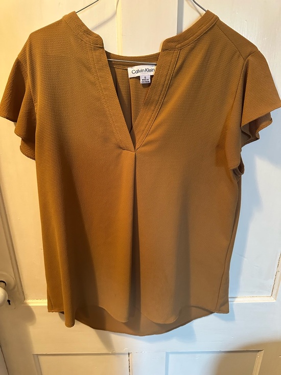 Calvin Klein Tops - Calvin Klein Women's Mustard Textured Split V-Neck Blouse